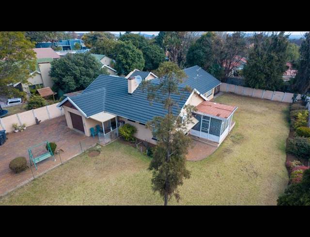 3 BEDROOM HOUSE FOR SALE IN CROYDON